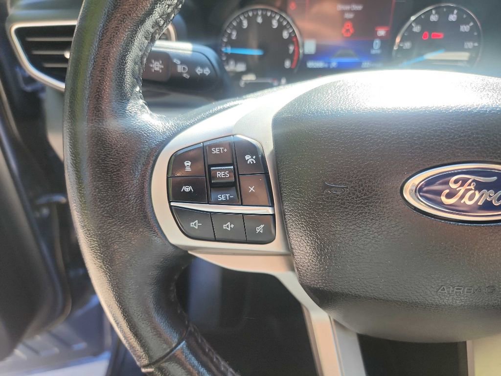 Used 2021 Ford Explorer XLT w/ Equipment Group 202A image 18