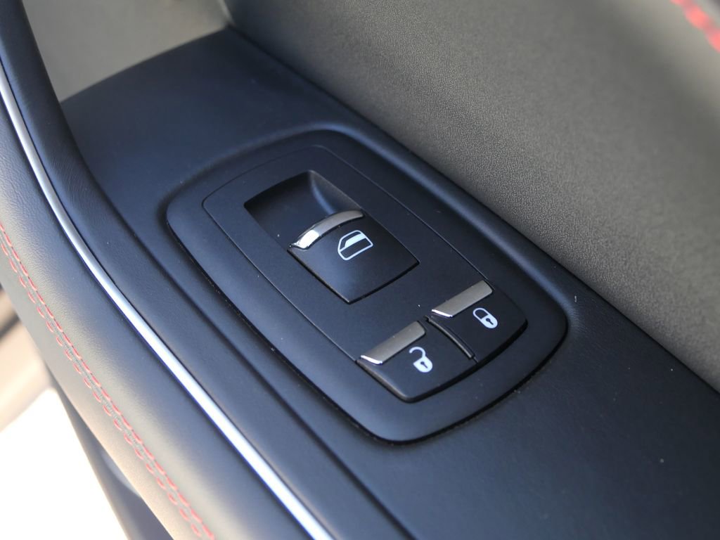 Used 2024 Maserati Levante GT Ultima AWD/4WD image 28