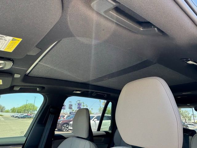 New 2025 Volvo XC90 B6 Plus w/ Protection Package Premier image 19