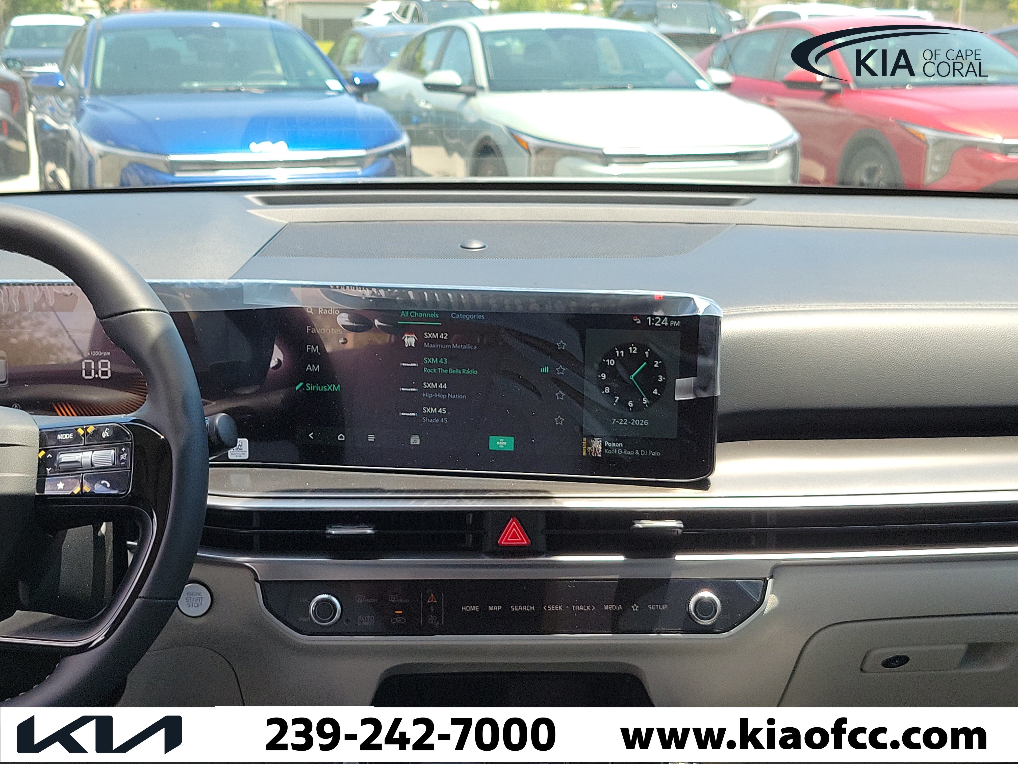 New 2026 Kia Sorento S w/ S Panoramic Sunroof Package FWD image 17