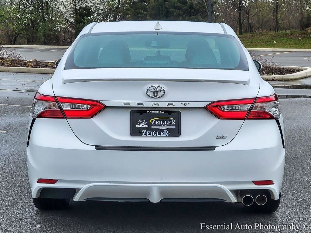 Used 2018 Toyota Camry SE w/ Audio Package image 5