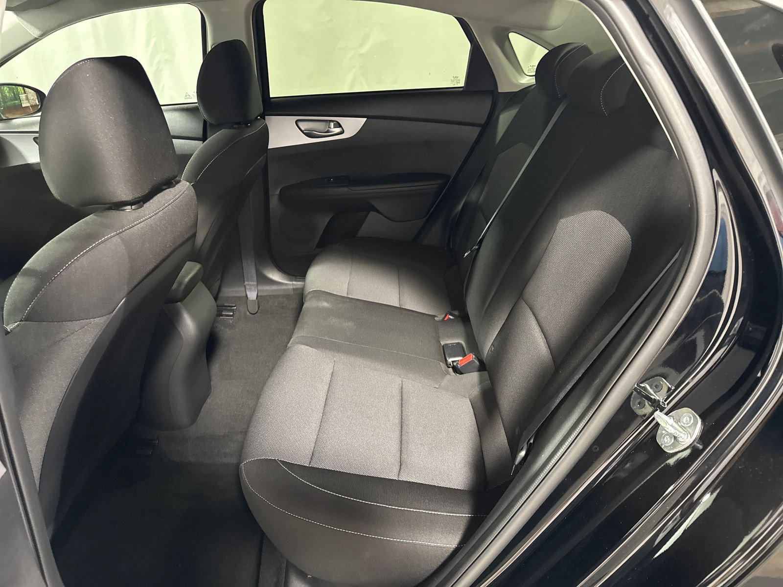 Used 2024 Kia Forte LXS FWD image 5