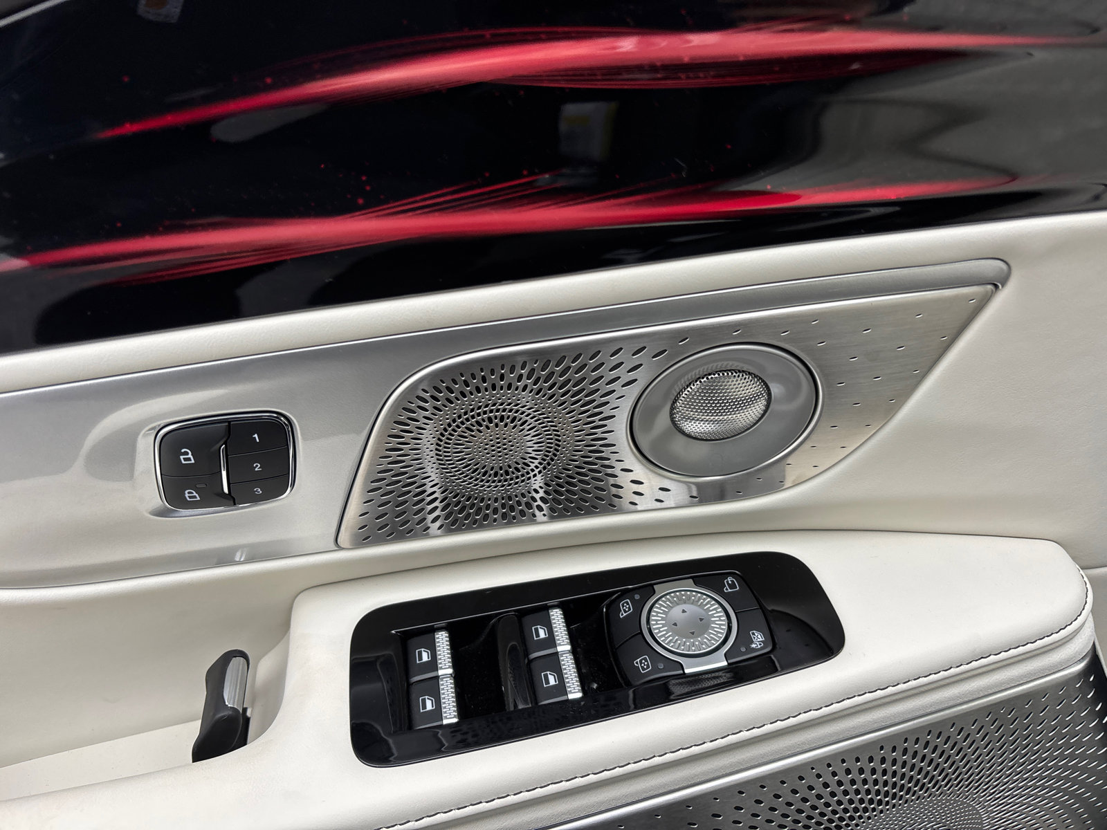 New 2026 Lincoln Nautilus Black Label image 12