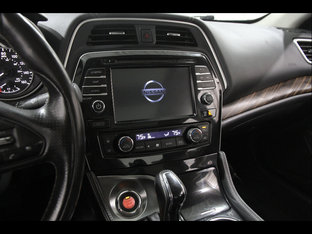 Used 2017 Nissan Maxima Platinum FWD image 9