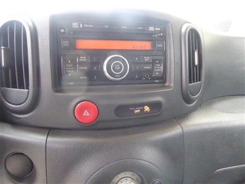 Used 2013 Nissan Cube 1.8 S w/ Interior Designer Pkg image 10