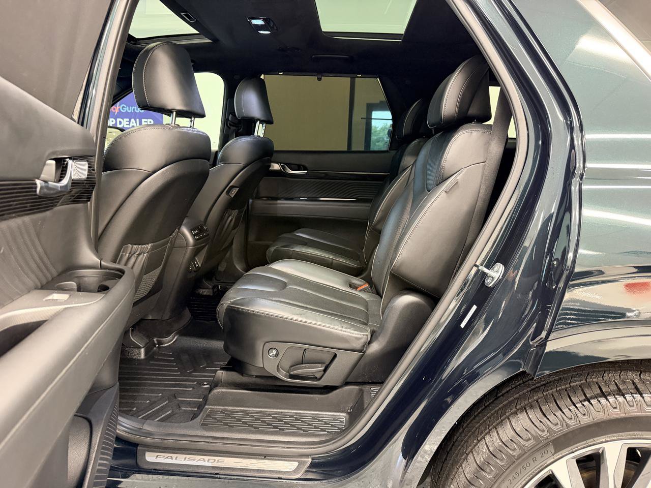 Used 2023 Hyundai Palisade Calligraphy FWD image 24