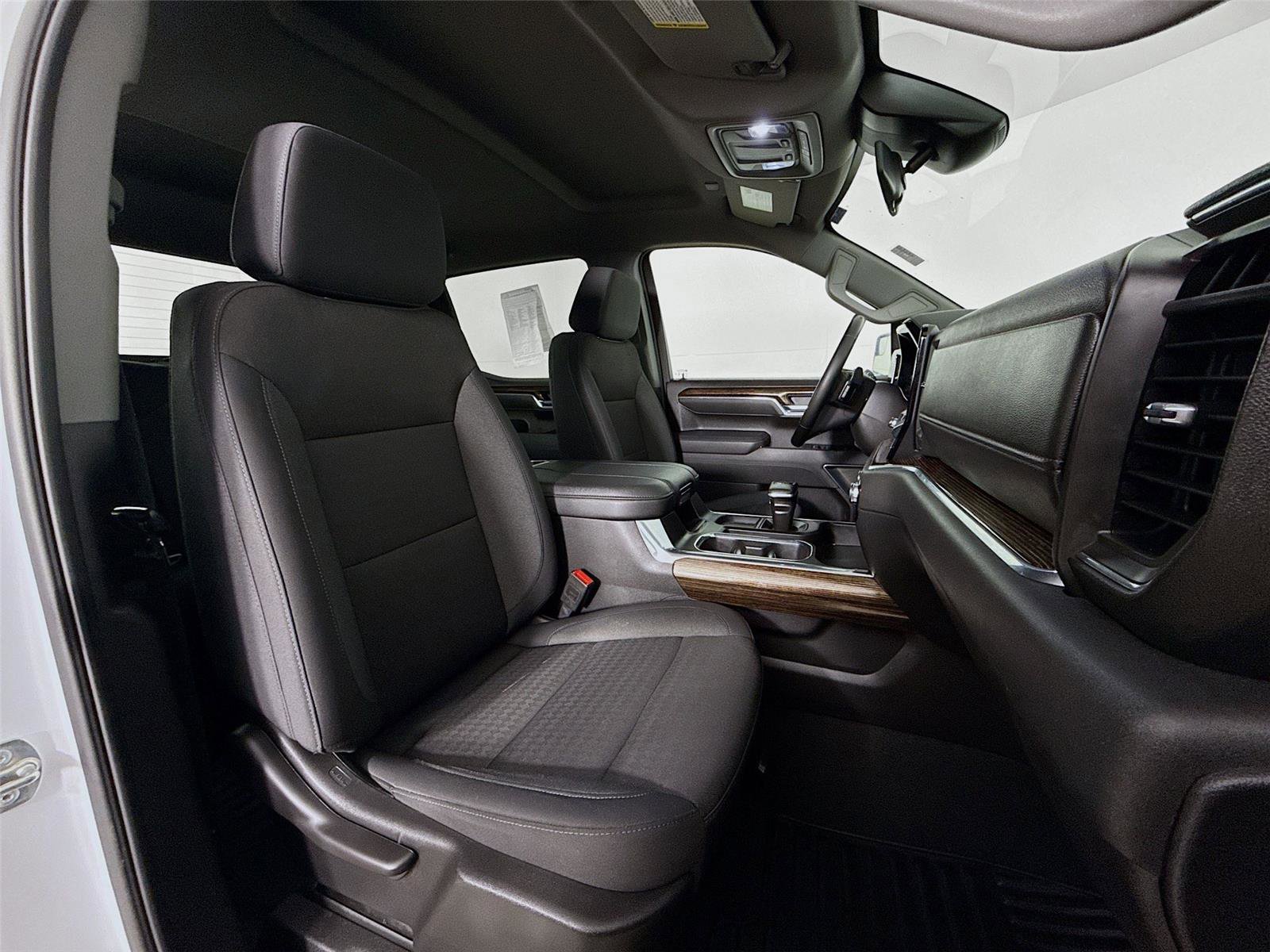 Certified 2025 GMC Sierra 1500 Elevation AWD/4WD image 28