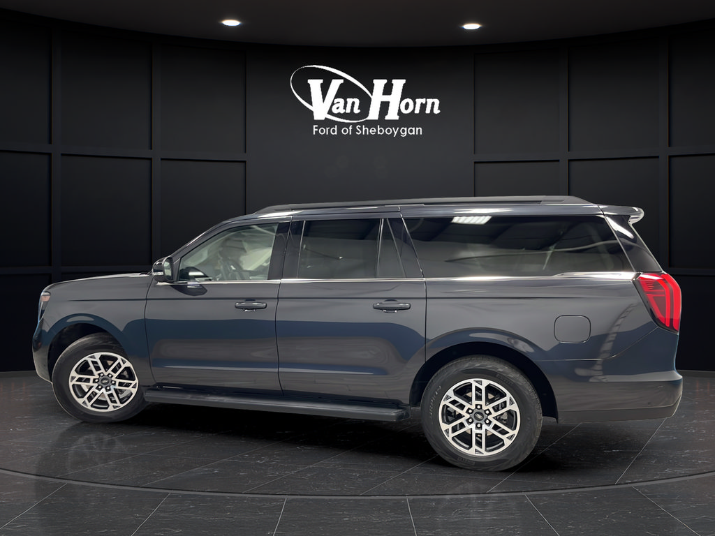 Used 2025 Ford Expedition Max Active AWD/4WD image 4