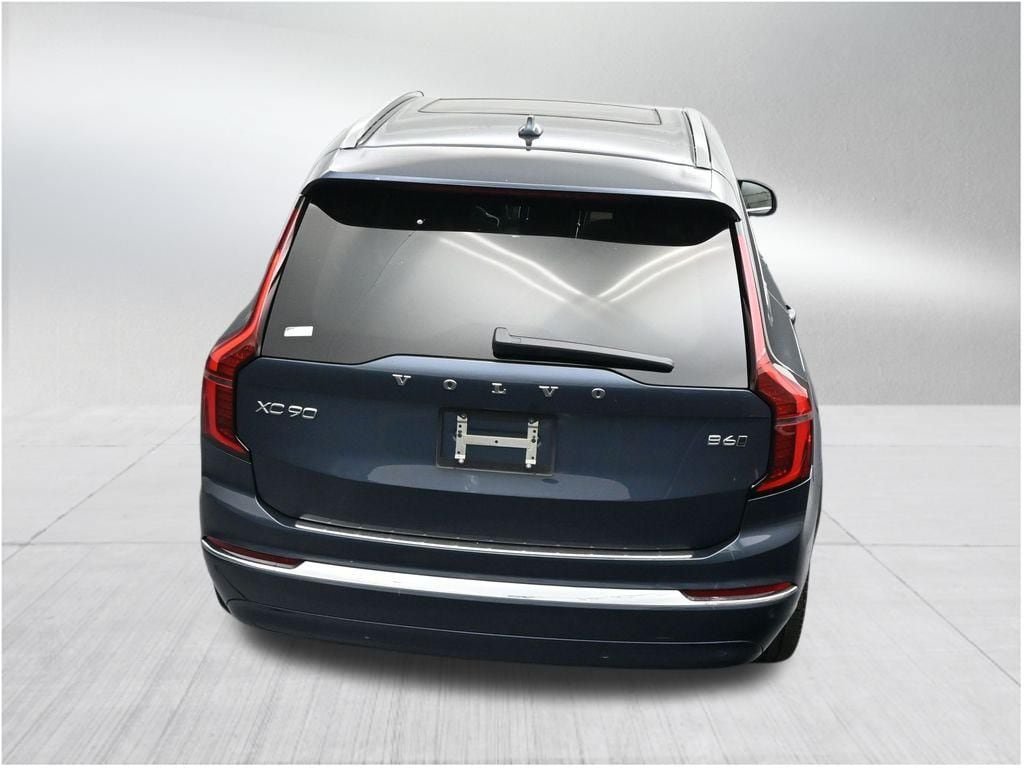 New 2026 Volvo XC90 B6 Plus w/ Protection Package Premier AWD/4WD image 16