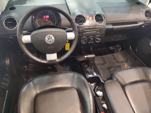 Used 2009 Volkswagen Beetle S FWD image 22