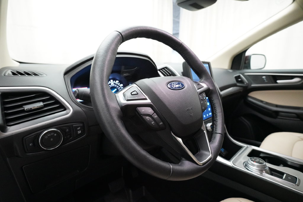 Used 2024 Ford Edge SEL w/ Convenience Package AWD/4WD image 8