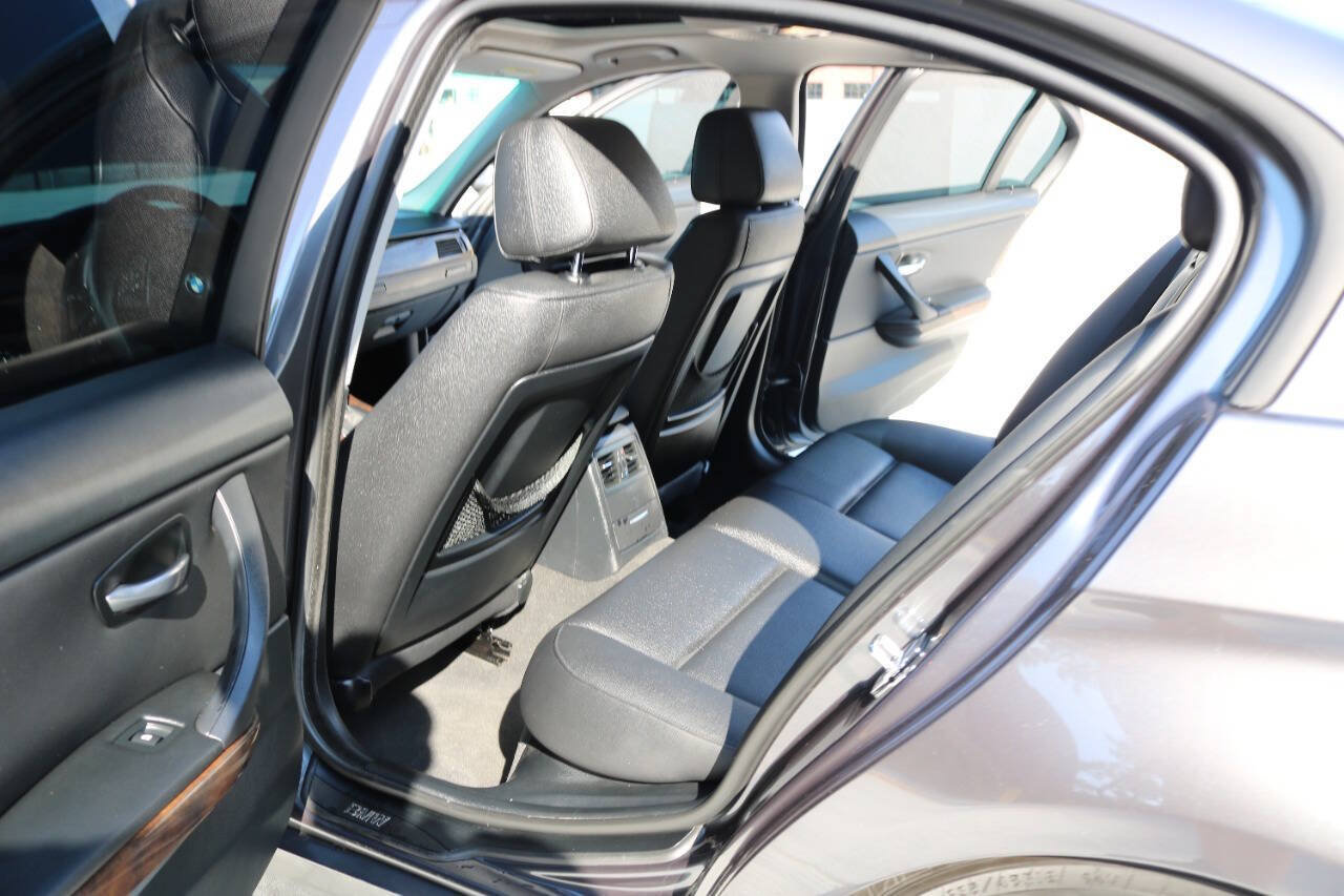 Used 2007 BMW 328i Sedan RWD image 90