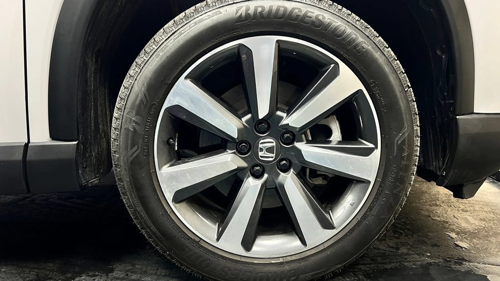 Used 2025 Honda Pilot Elite image 26