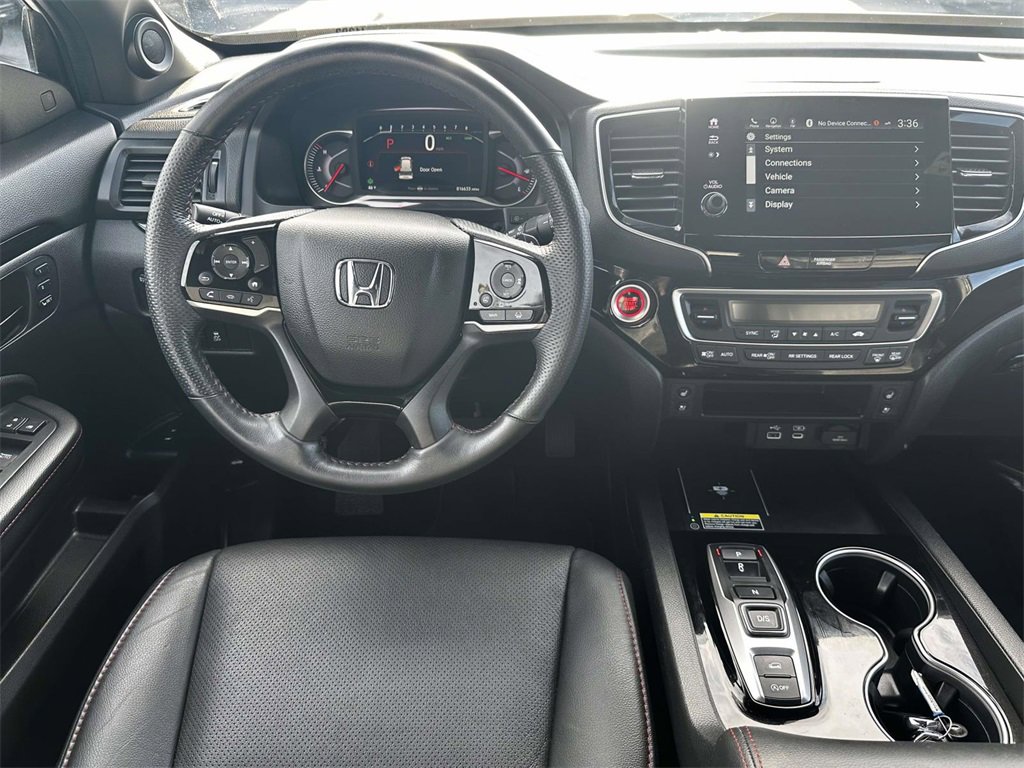 Certified 2024 Honda Passport Black Edition image 11