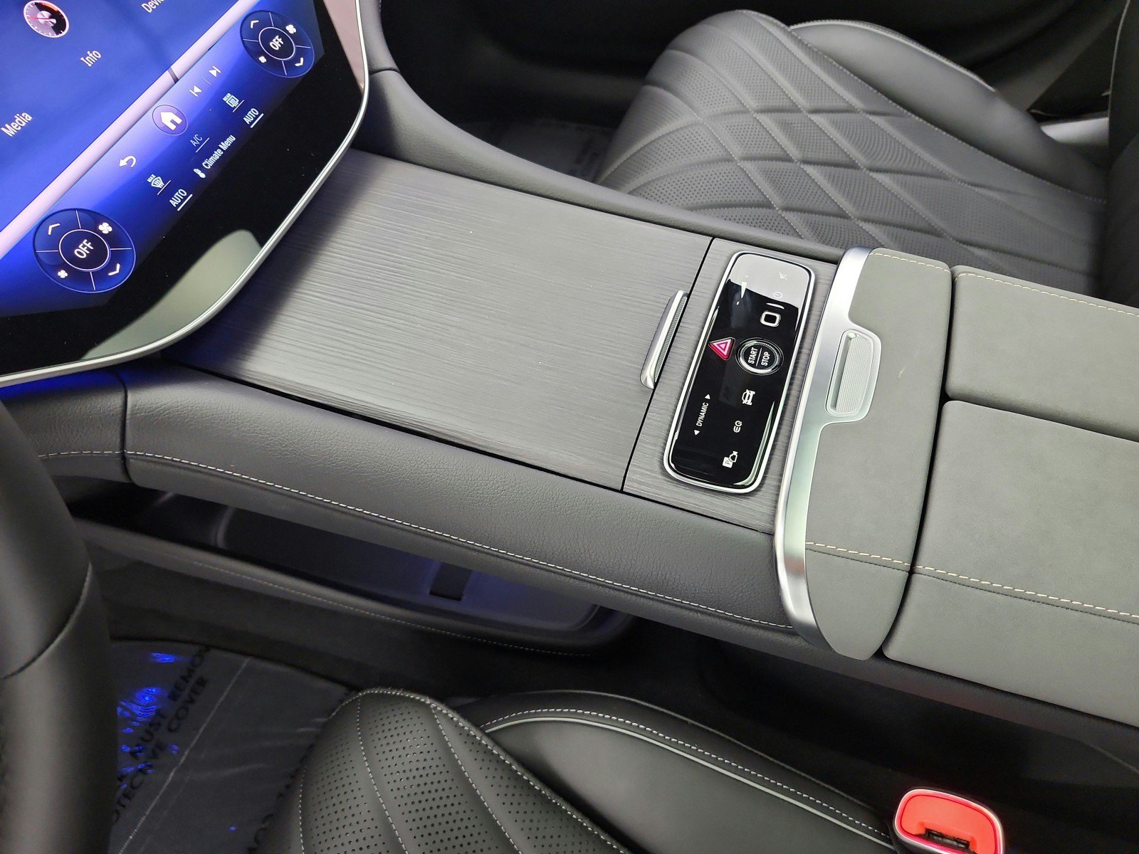 New 2026 Mercedes-Benz EQS 580 4MATIC Sedan image 9