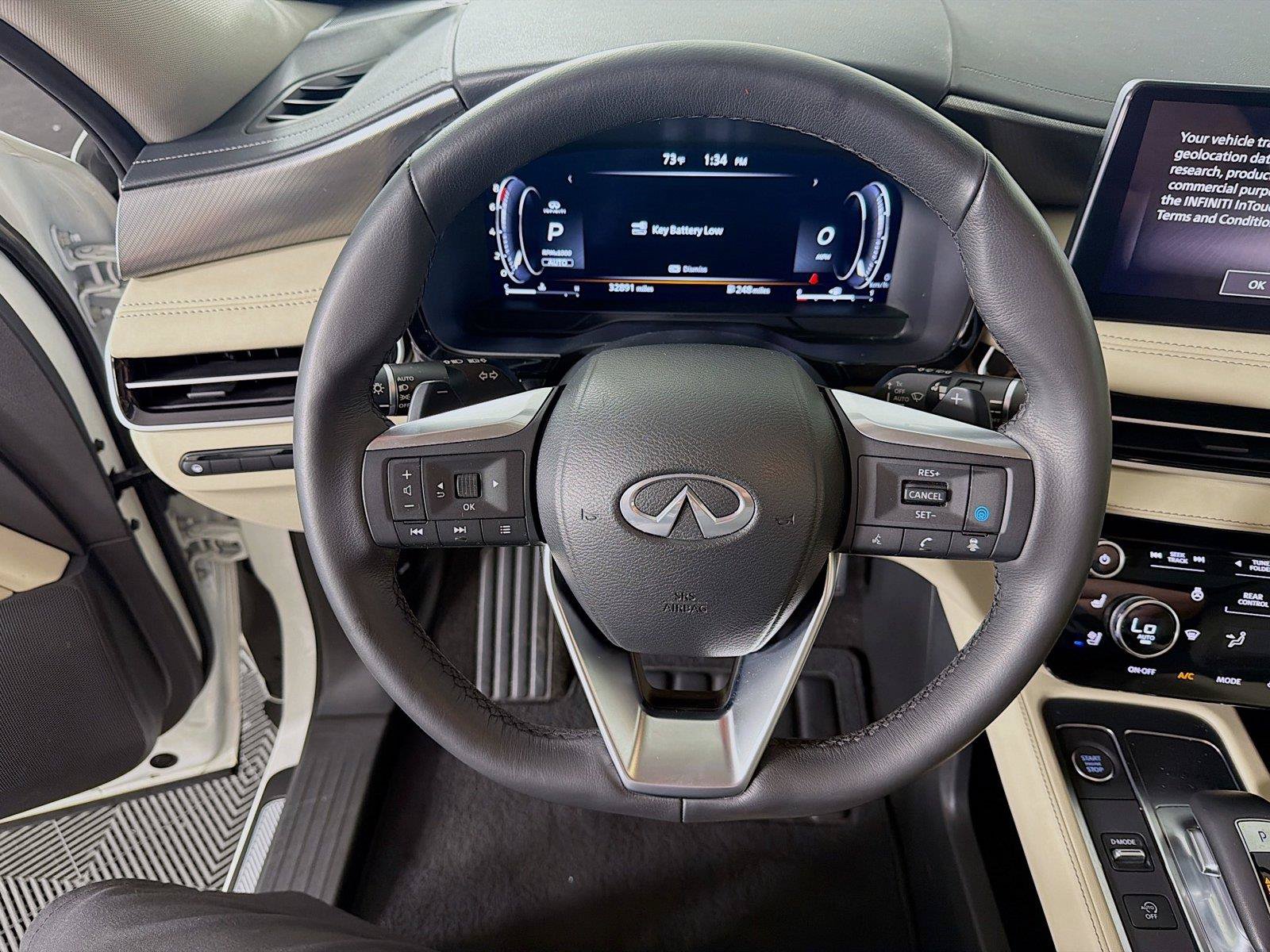 Used 2023 INFINITI QX60 Luxe w/ Cargo Package AWD/4WD image 3