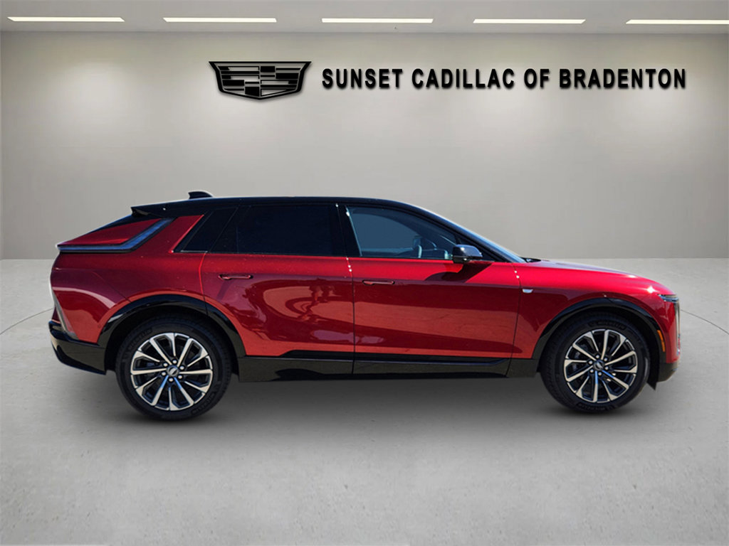 New 2025 Cadillac Lyriq Sport image 8