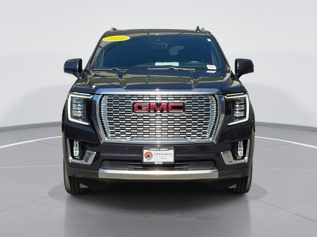 Used 2024 GMC Yukon Denali w/ Advanced Technology Package AWD/4WD image 2