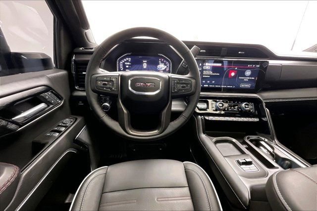 Used 2025 GMC Sierra 2500 AT4X AWD/4WD image 4
