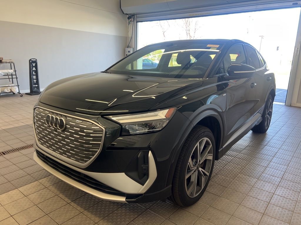 Used 2023 Audi Q4 e-tron Premium w/ Convenience Package image 1