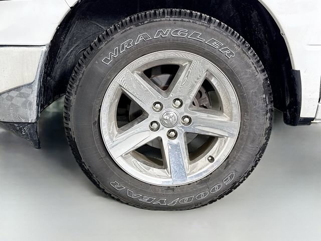 Used 2014 RAM 1500 Express image 27