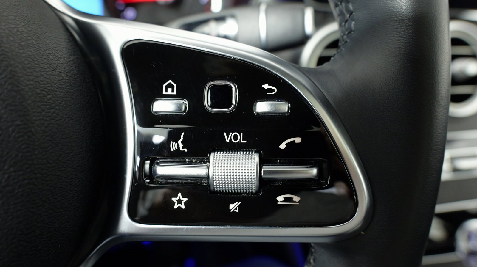 Used 2020 Mercedes-Benz C 300 4MATIC Sedan image 46