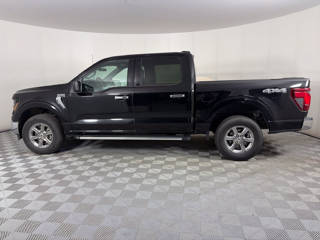 Used 2025 Ford F150 XLT w/ Equipment Group 301A Standard AWD/4WD image 4