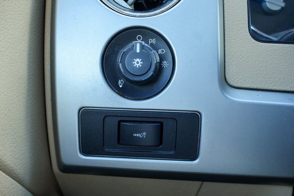 Used 2013 Ford F150 Lariat w/ Luxury Equipment Group image 18