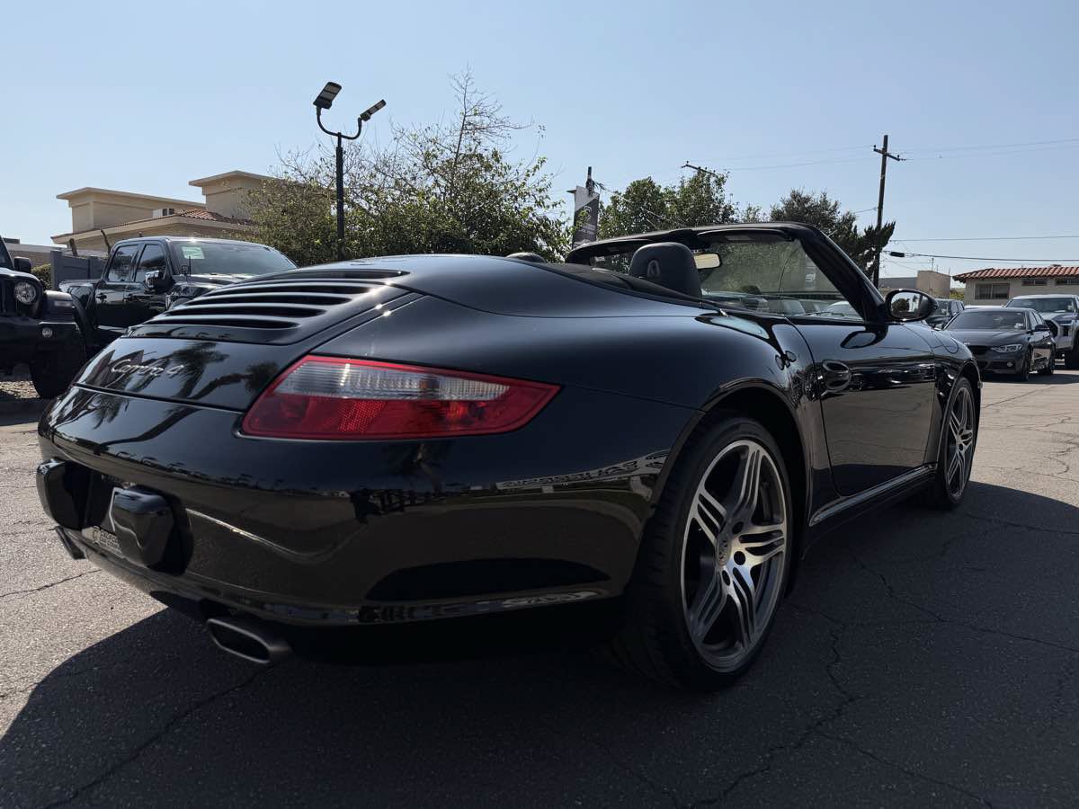 Used 2008 Porsche 911 Carrera 4 AWD/4WD image 12