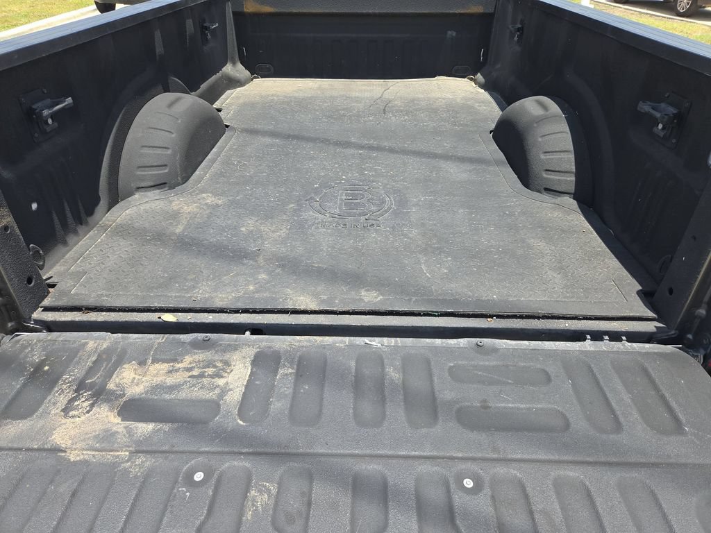 Used 2019 Ford F350 XLT w/ XLT Premium Package AWD/4WD image 24