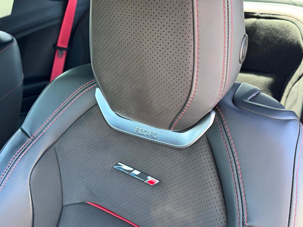 Used 2020 Chevrolet Camaro ZL1 RWD image 14