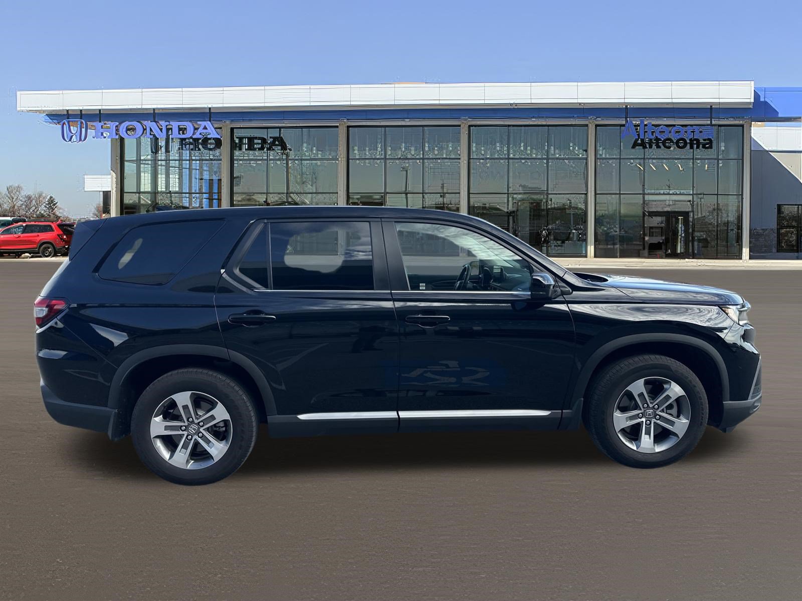 Used 2025 Honda Pilot EX-L image 4