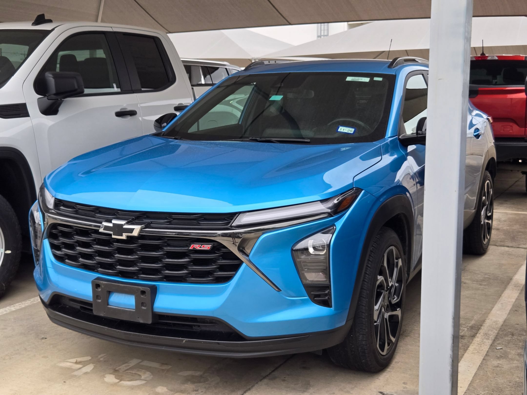Certified 2025 Chevrolet Trax RS w/ Driver Confidence Package FWD image 3
