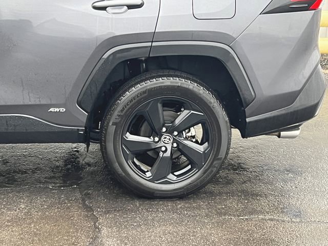 Used 2021 Toyota RAV4 XSE w/ XSE Grade Weather Package image 19