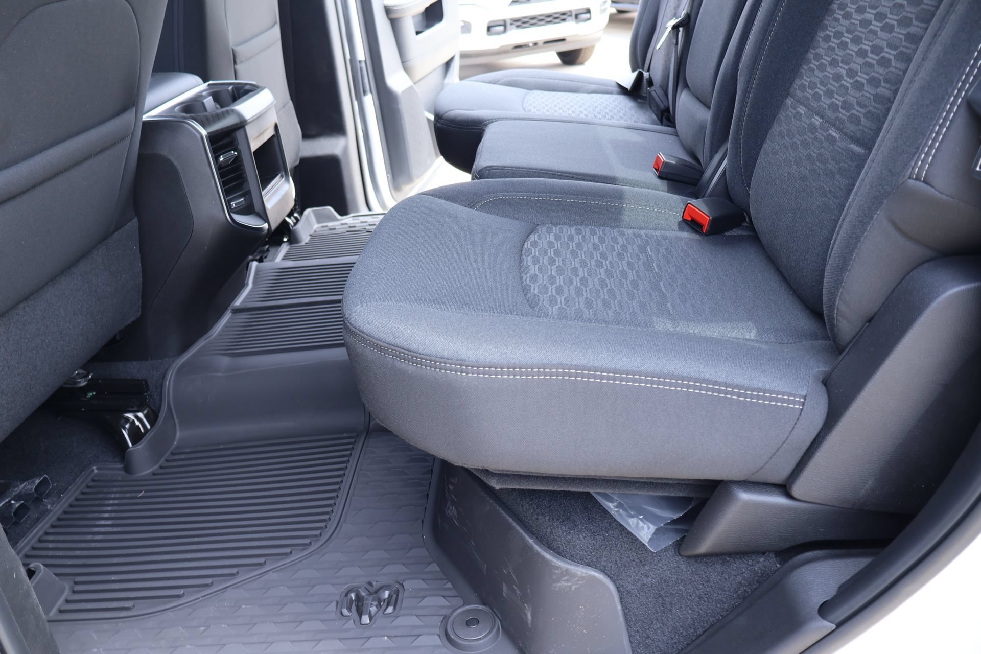 New 2026 RAM 3500 Big Horn AWD/4WD image 13