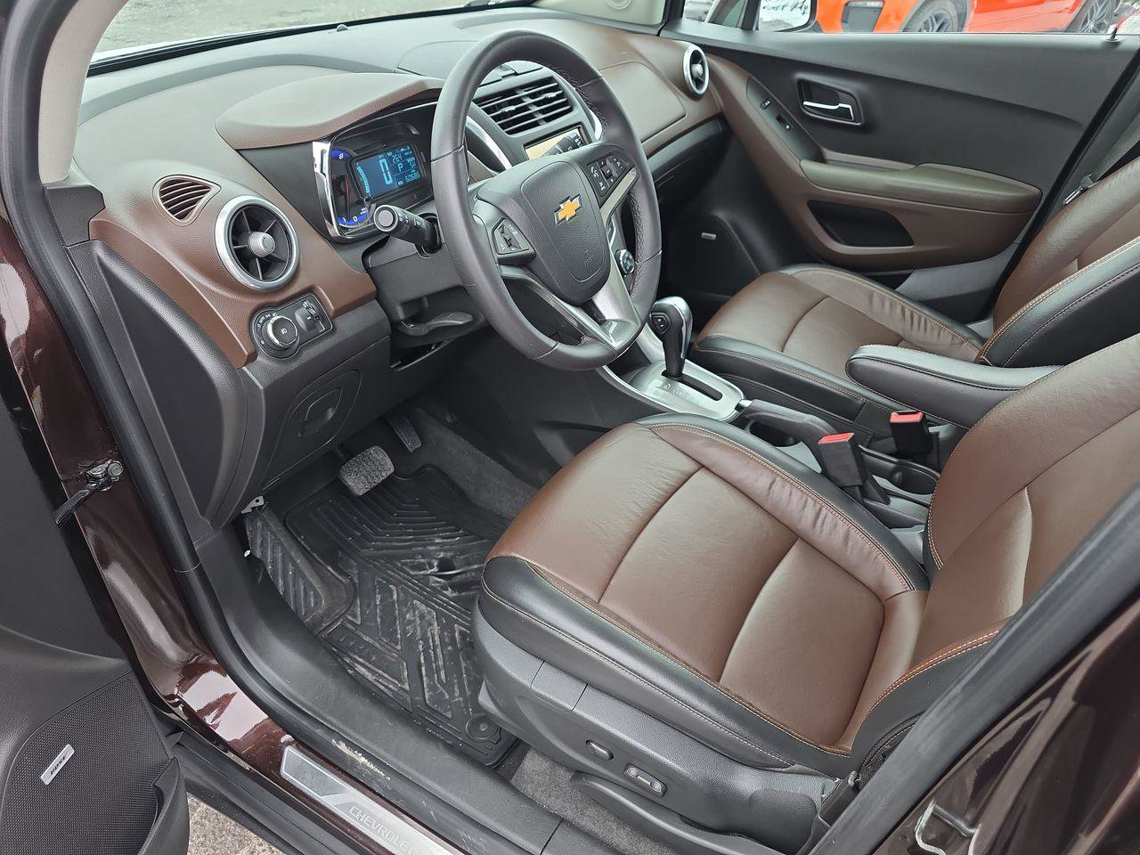 Used 2015 Chevrolet Trax LTZ w/ LPO, Protection Package image 4