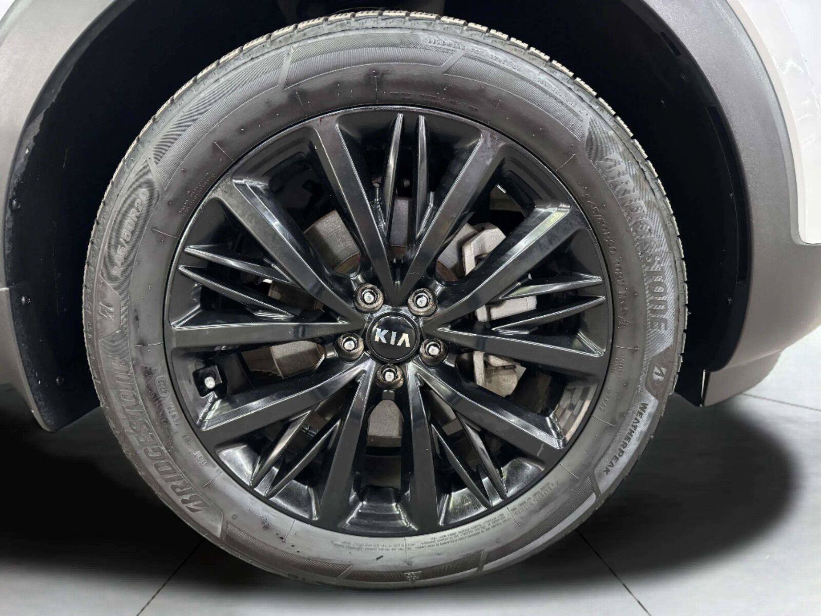 Used 2021 Kia Telluride SX w/ Towing Package FWD image 72
