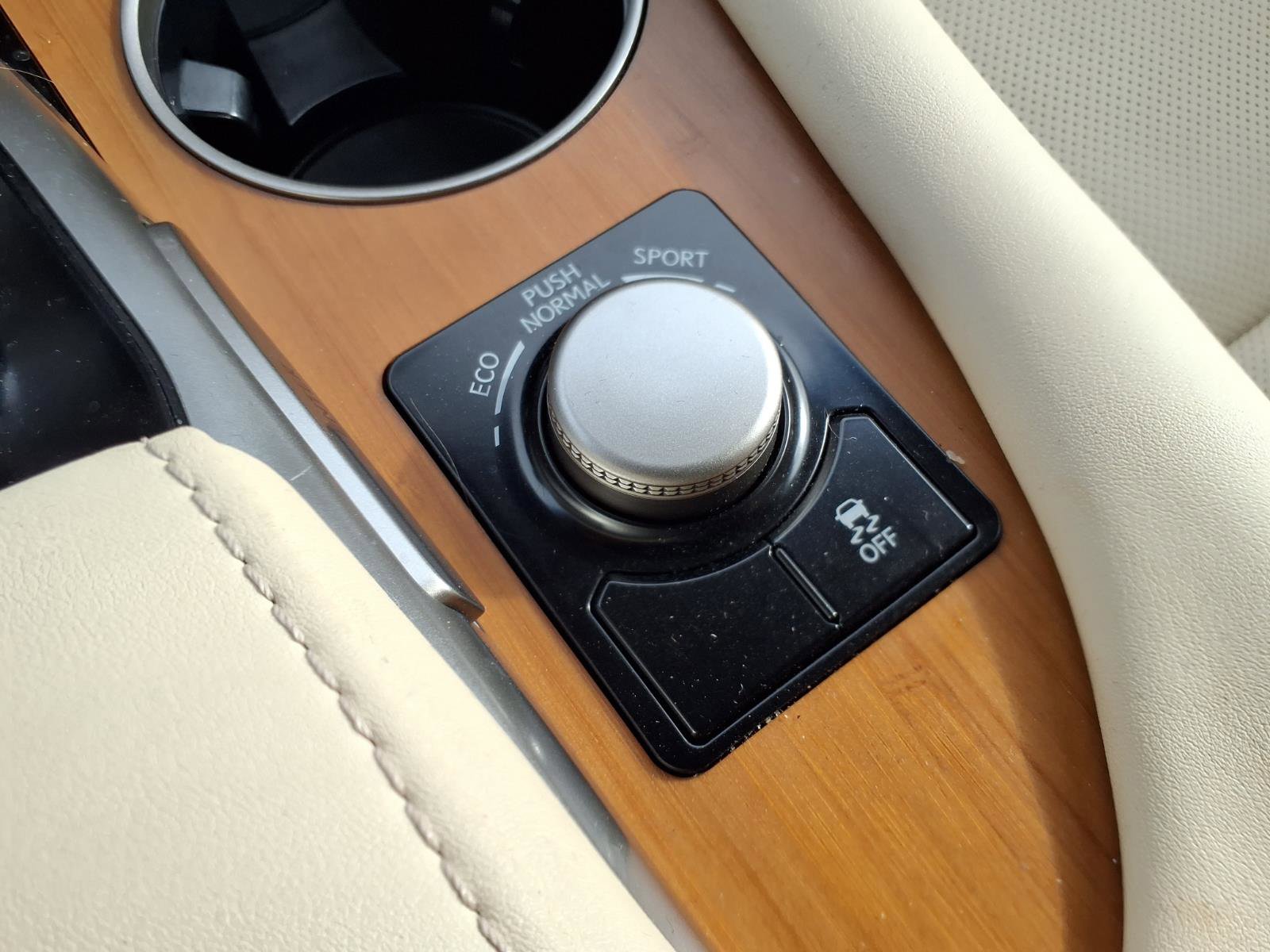 Used 2019 Lexus RX 350 FWD w/ Navigation Package image 9