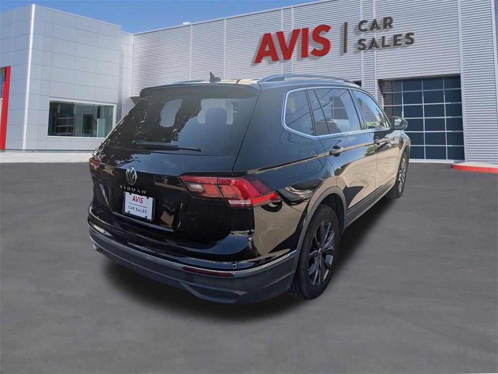 Used 2024 Volkswagen Tiguan SE image 6