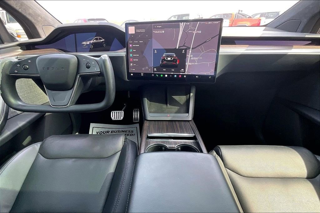 Used 2023 Tesla Model X image 9