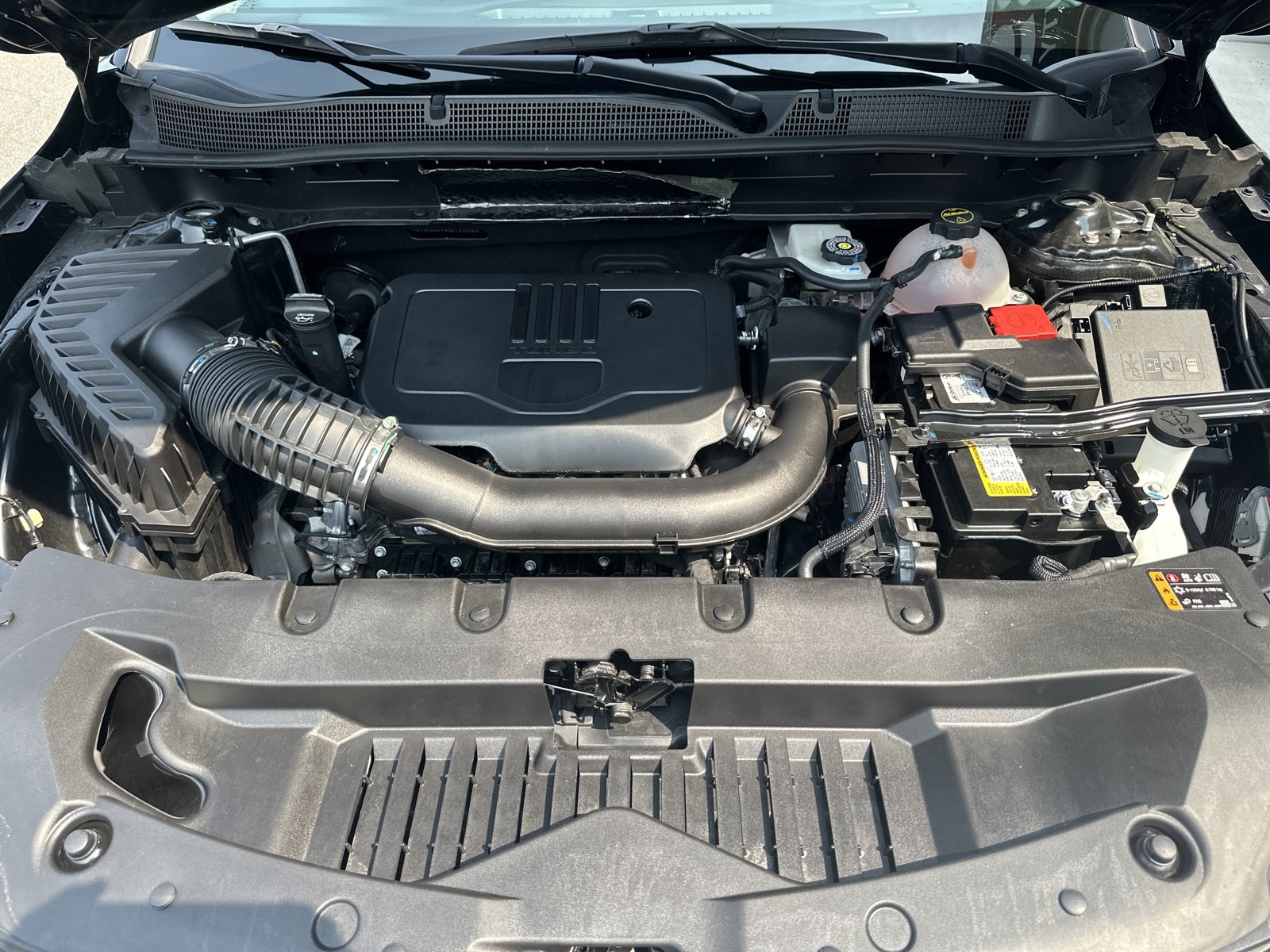Used 2025 Chevrolet Blazer LT FWD image 35