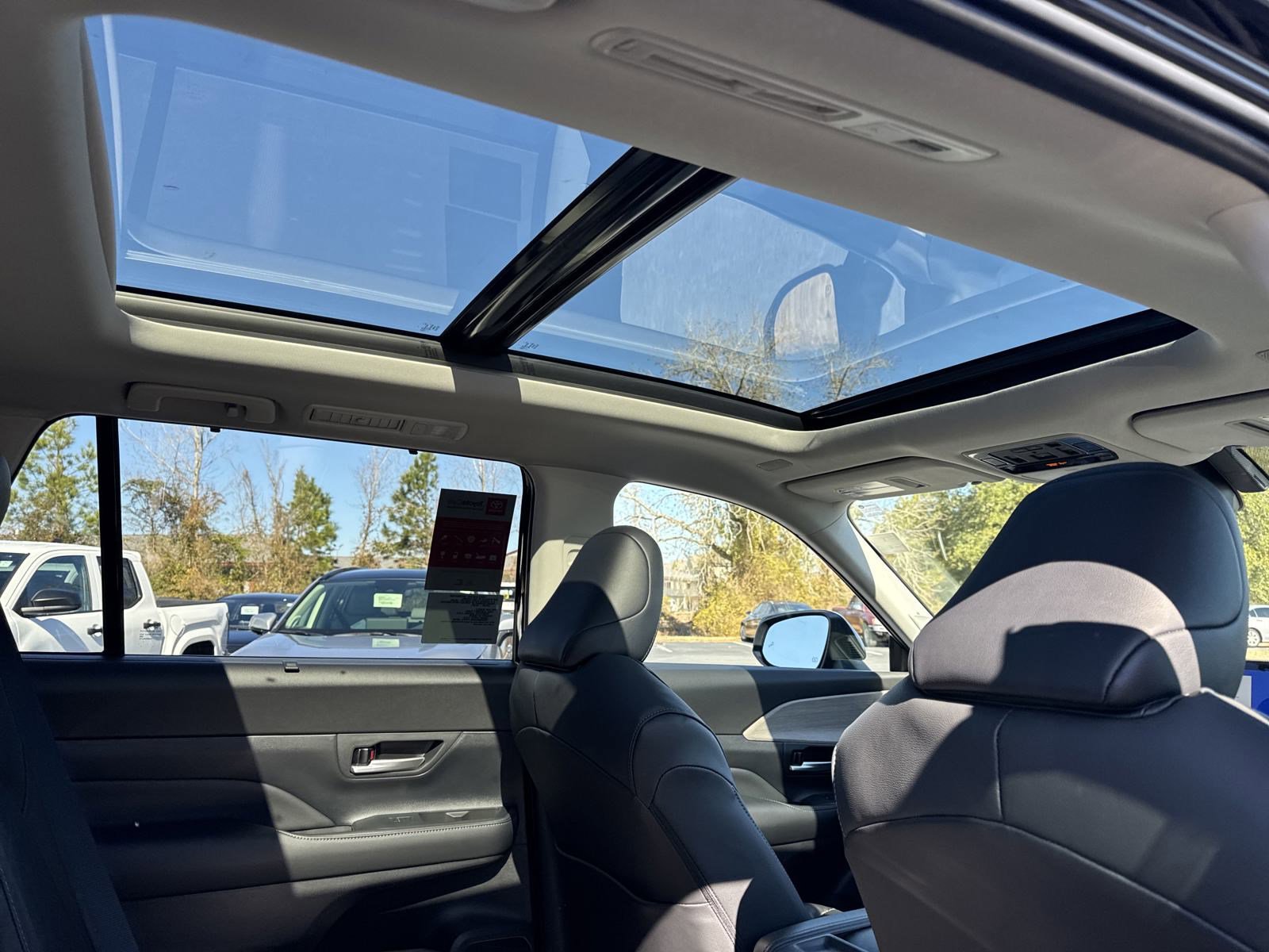 New 2025 Toyota Grand Highlander AWD Hybrid image 35