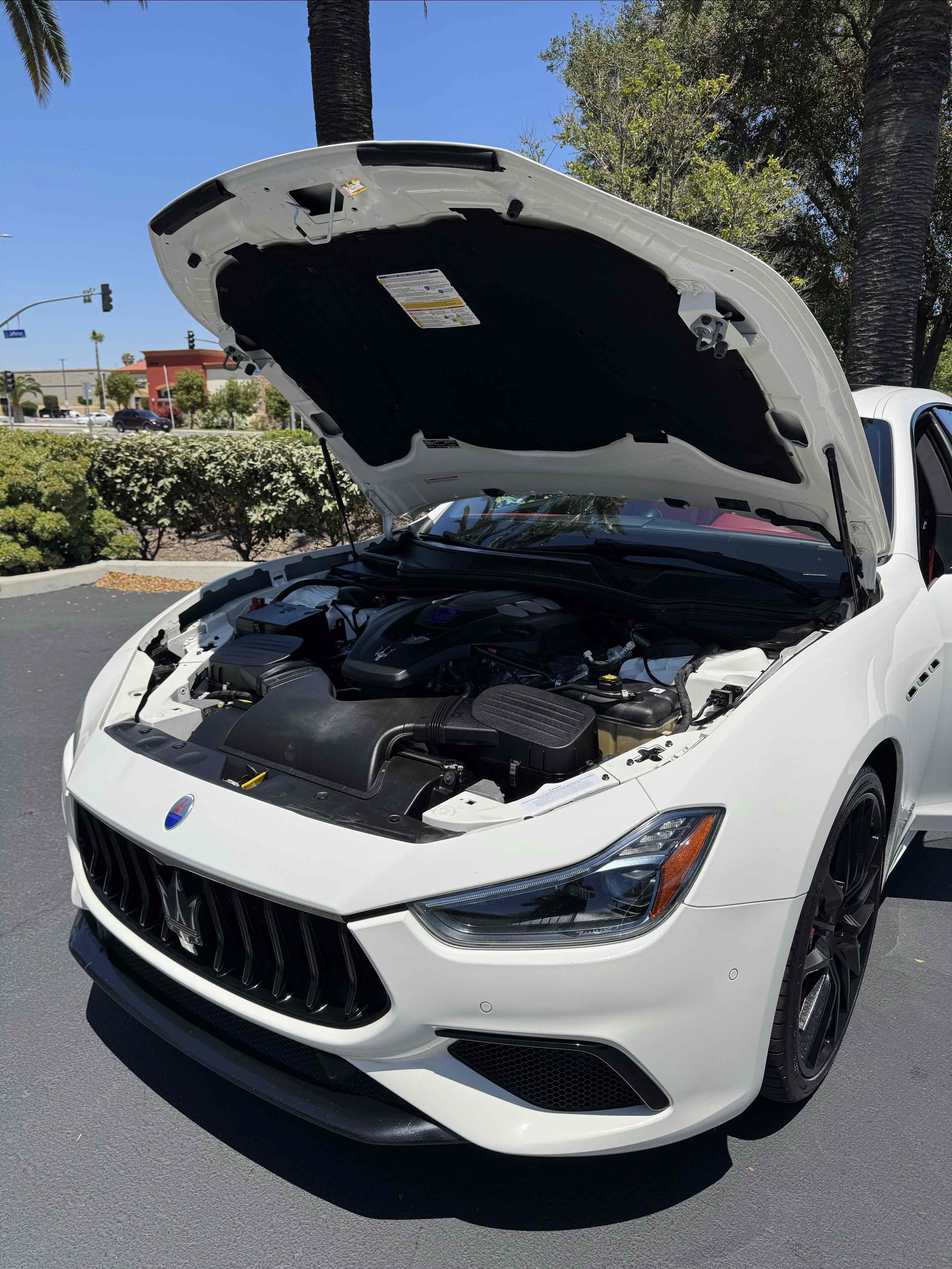 Used 2021 Maserati Ghibli S GranSport RWD image 26