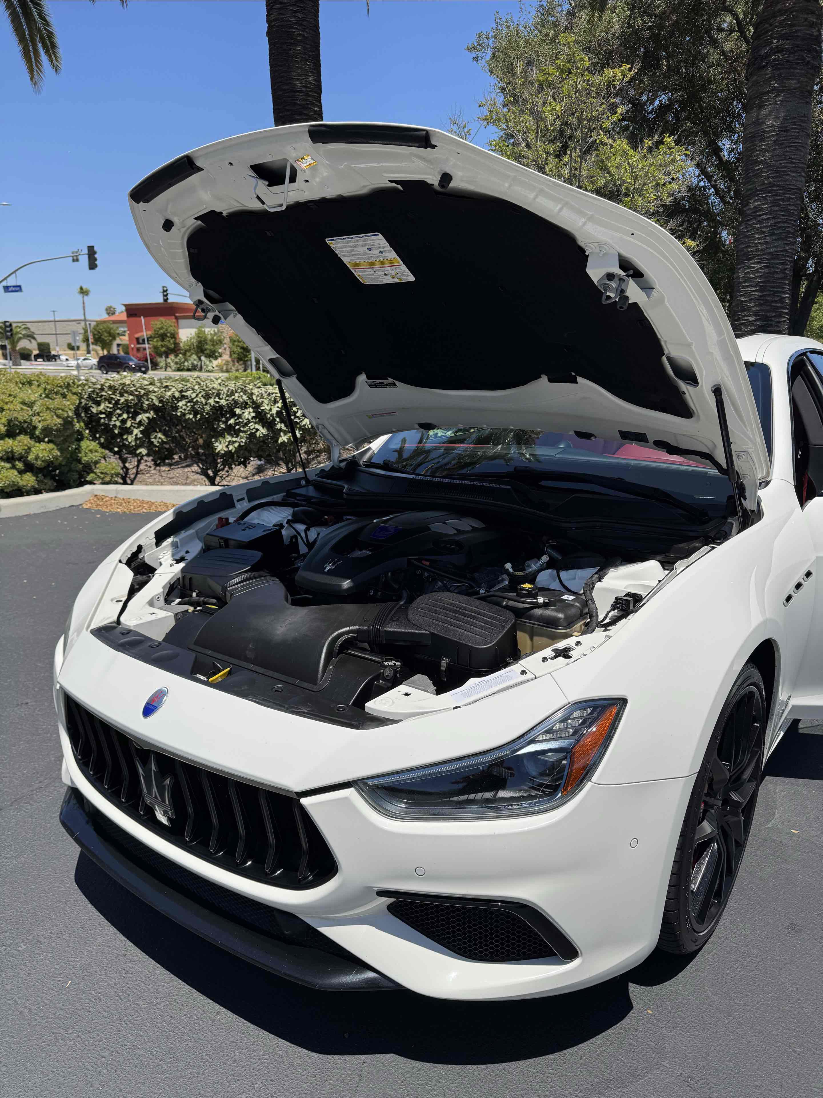Used 2021 Maserati Ghibli S GranSport RWD image 26