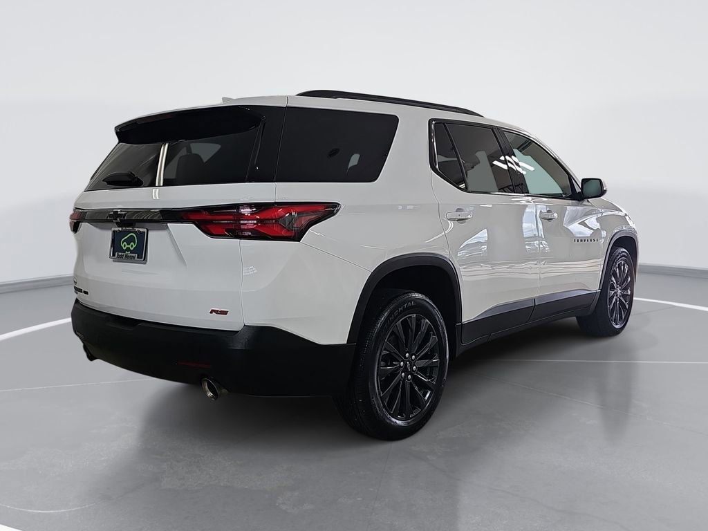 Certified 2024 Chevrolet Traverse RS w/ LPO, Floor Liner Package image 3