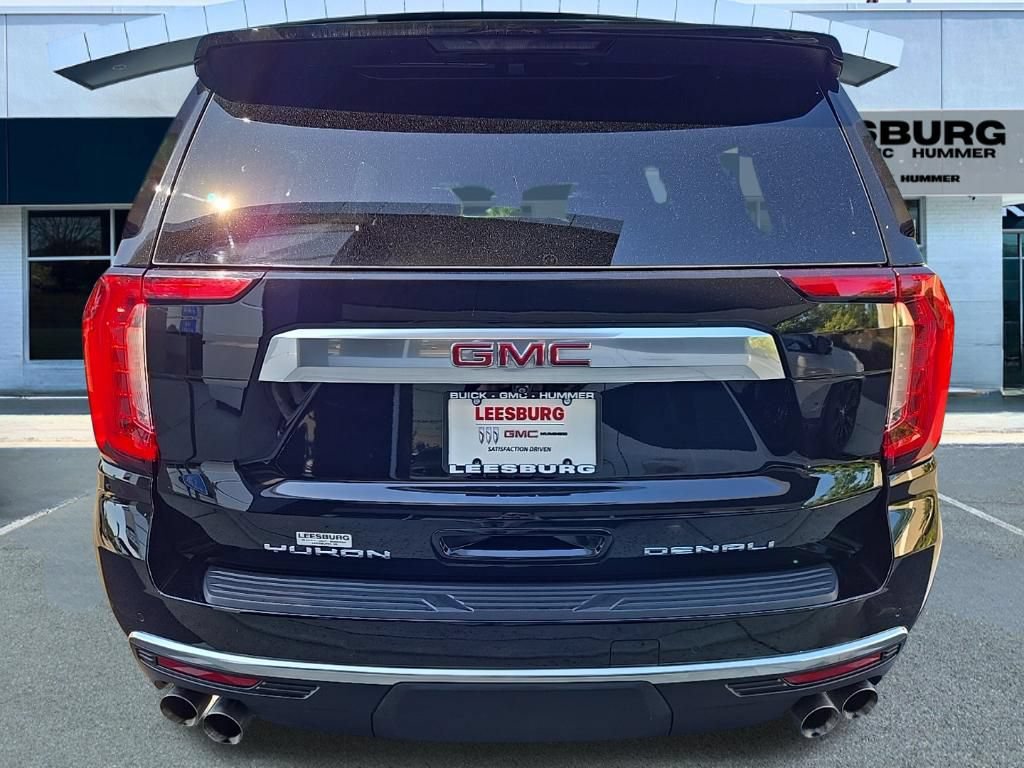 Used 2024 GMC Yukon XL Denali AWD/4WD image 6