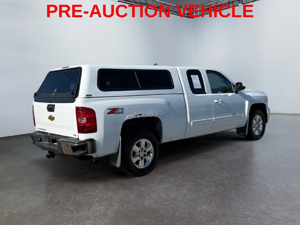 Used 2013 Chevrolet Silverado 1500 LTZ w/ LTZ Plus Package AWD/4WD image 3