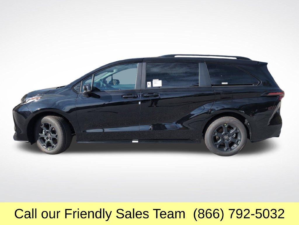 New 2026 Toyota Sienna XLE Woodland Edition AWD/4WD image 2