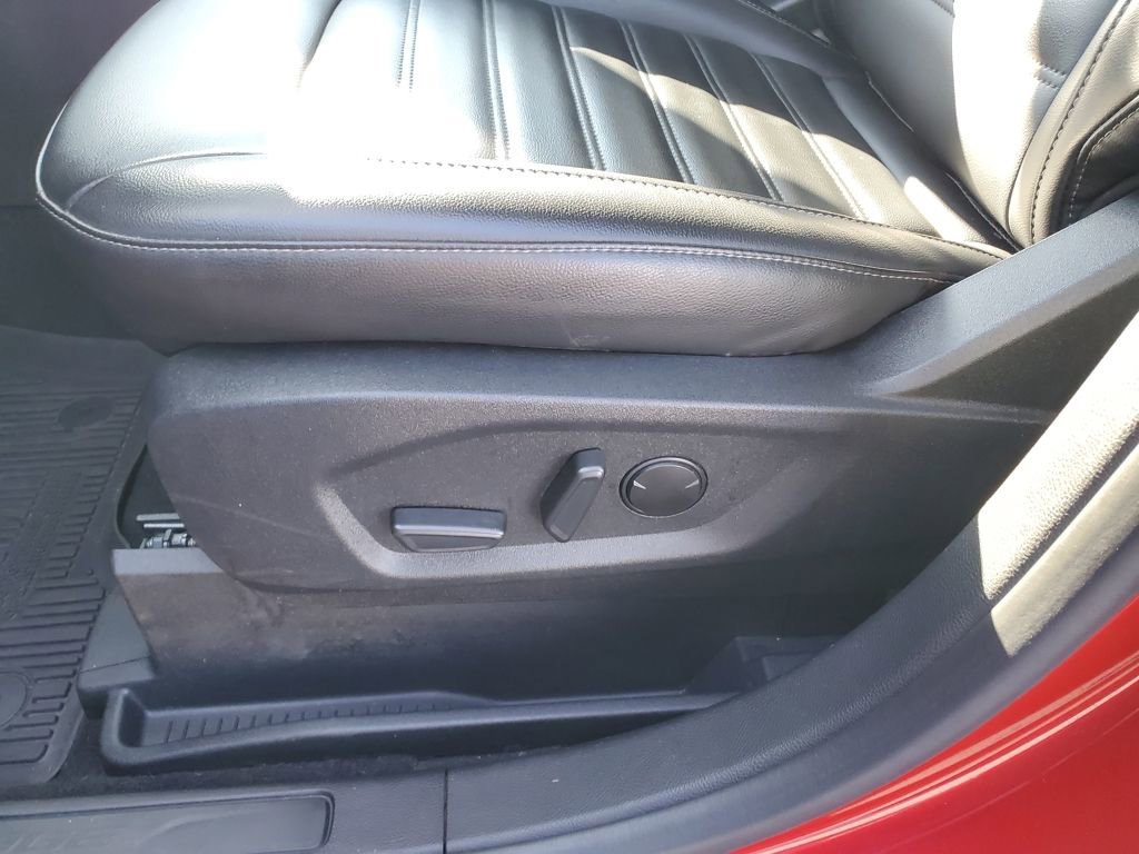 Used 2021 Ford Edge SEL w/ Convenience Package image 14