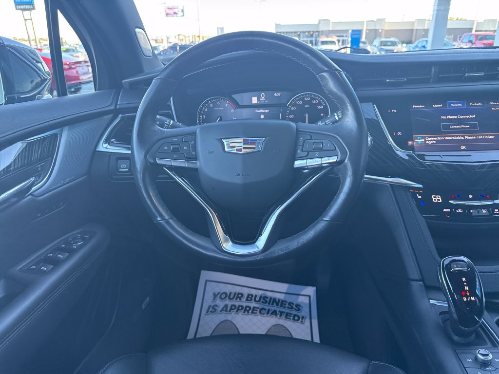Used 2025 Cadillac XT6 Premium Luxury FWD image 24